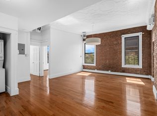 320 Court St APT 3L, Brooklyn, NY 11231