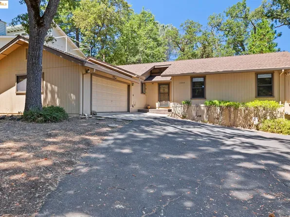 13048 Jackson Mill Dr, Groveland, CA 95321