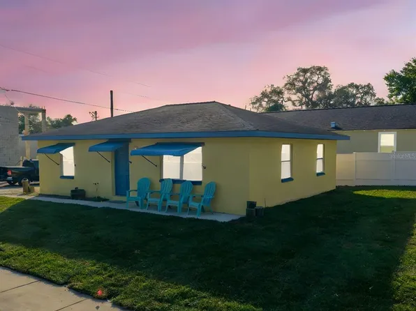 103 E Park St, Tarpon Springs, FL 34689