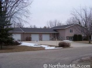 2209 Woodland Park Dr NE, Alexandria, MN 56308