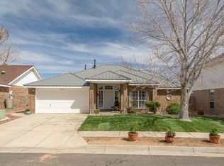 8009 Fallbrook Pl NW, Albuquerque, NM 87120