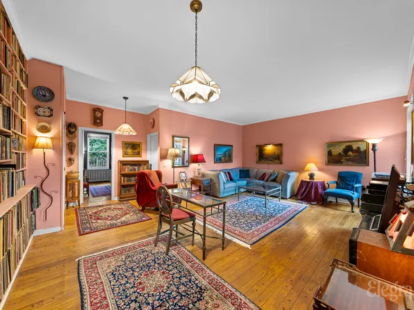 552 Riverside Drive image 1 of 8