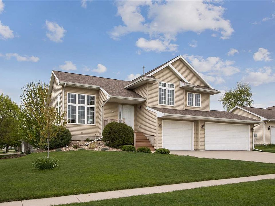 1st image of 205 Radcliffe Dr