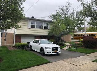 200 Crown Ave, Staten Island, NY