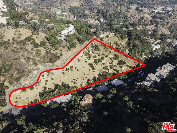 3rd image of 1420 Bella Dr