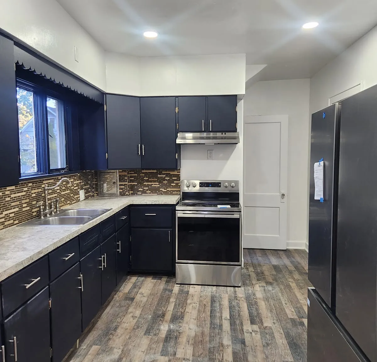 5 bed, 1543 sqft, $1,675 — Photo 2