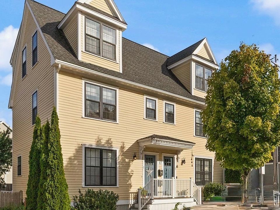 1st image of 43 Bridge St #1