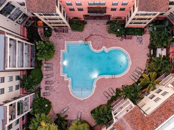 911 N Orange Ave APT 246, Orlando, FL 32801