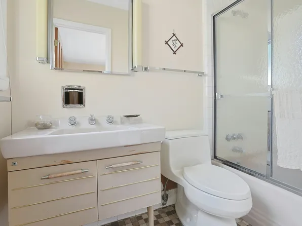 4650 Livingston Avenue image 18 of 27