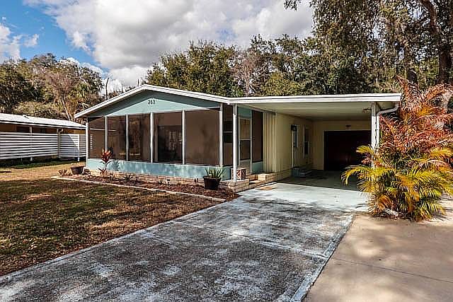1st image of 263 Magnolia Dr