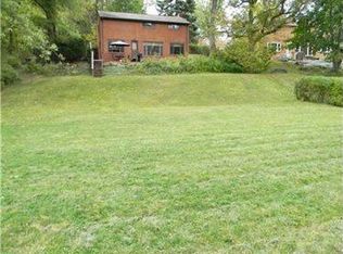 14 Sioux Rd, Pittsburgh, PA 15241