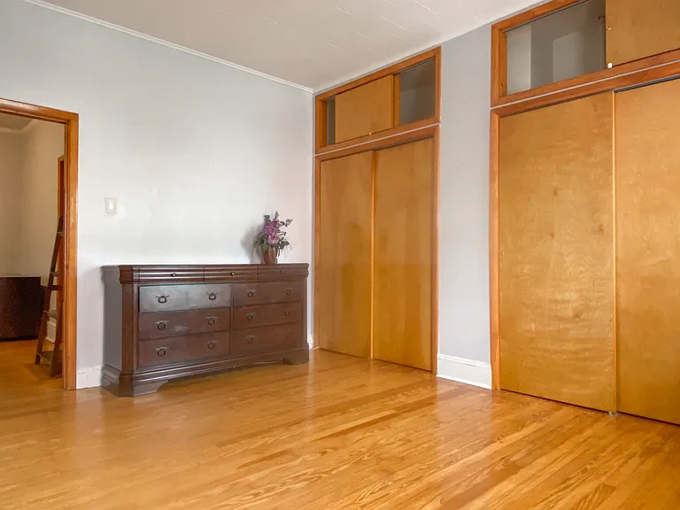 Bedroom #1