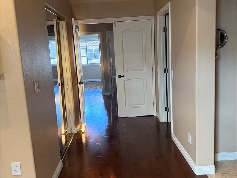 27 Tradewinds — Photo 12
