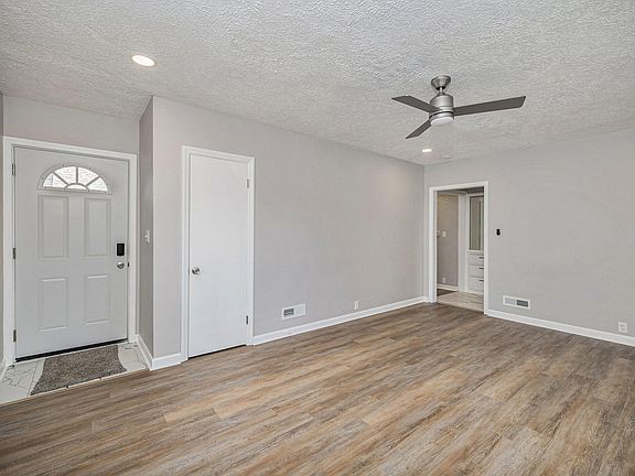 4th image of 2453 Avenue F