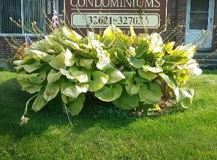 32645 Five Mile Rd #18, Livonia, MI 48154