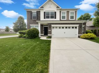 18230 Sandy Cove Ln, Westfield, IN 46074