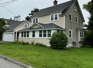 11 Uncas Rd, Niantic, CT 06357