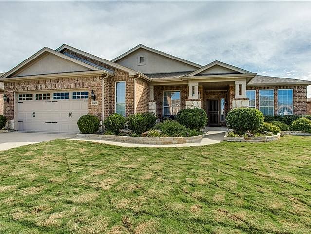 1st image of 1007 Harbor Springs Dr
