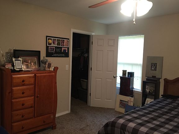 2nd image of 1140 McEntire St