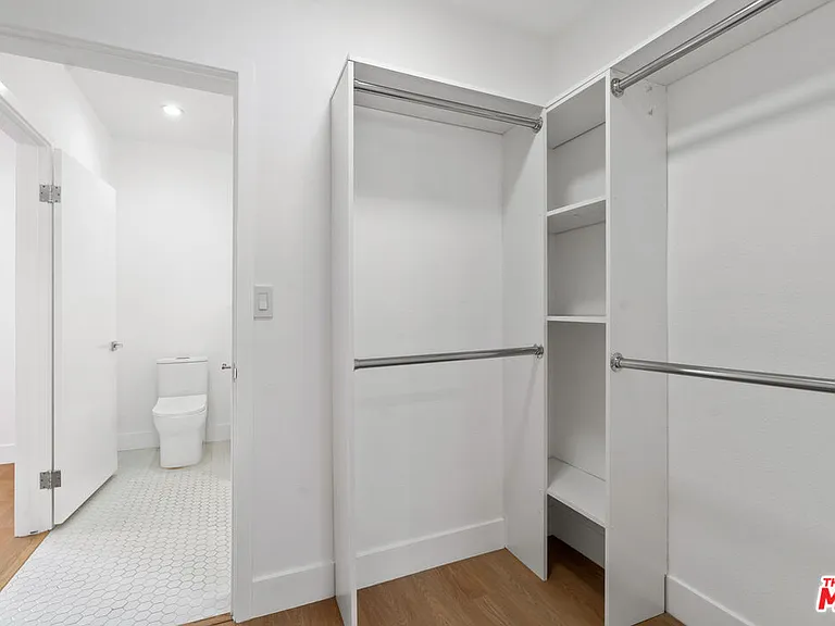 3939 Moore St #204 — Photo 30