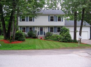 7 Cabot Dr, Nashua, NH 03064