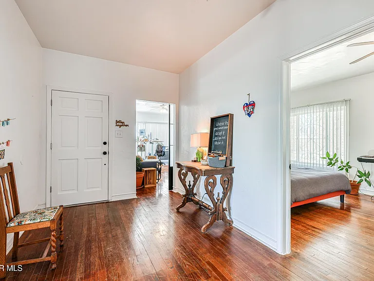1300 Randolph Dr — Photo 15