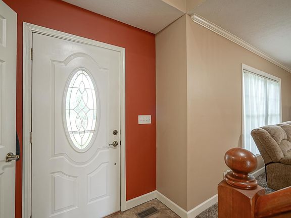 4th image of 908 Brookridge Ct
