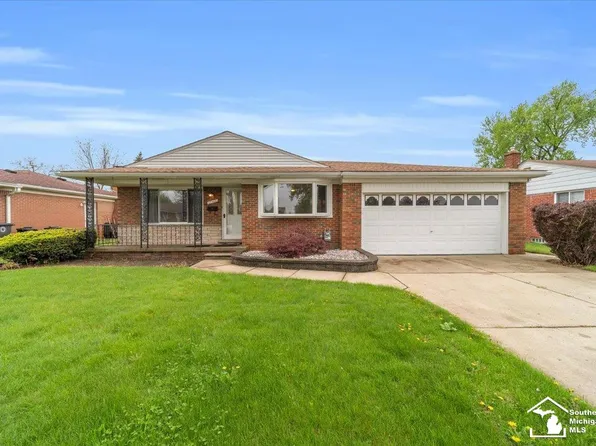 17502 Devonshire St, Riverview, MI 48193