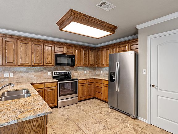 5th image of 20307 Highland Lake Dr