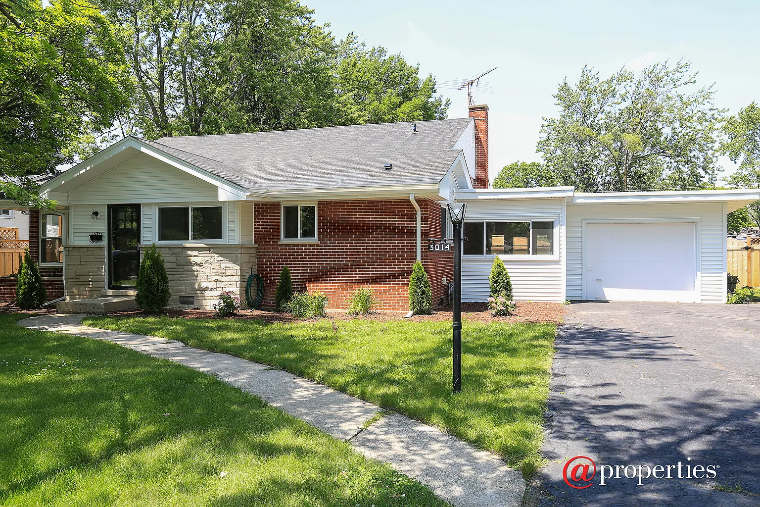 3014 Knollwood Ln photo 1