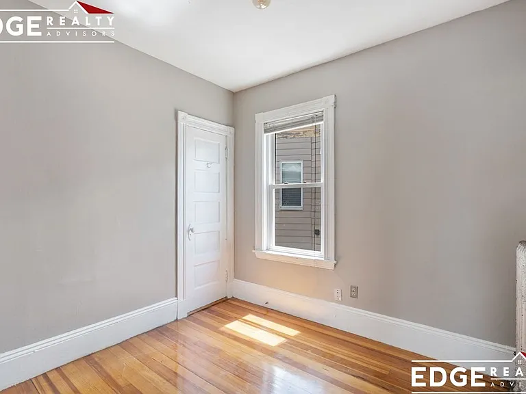 71-73 Neponset Ave #3 — Photo 12