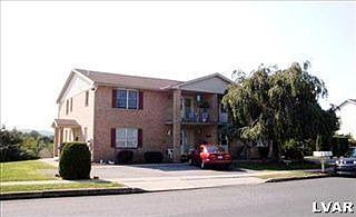 1st image of 2 Rosemont Ct