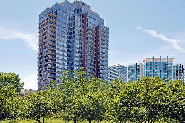 1st image of 1600 S Prairie Ave #1310