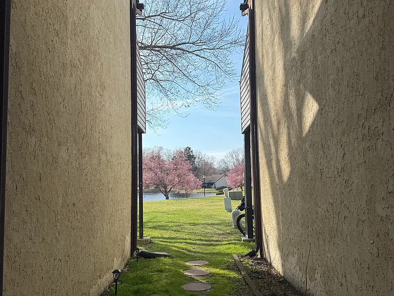 E Daisy Ln — Photo 8