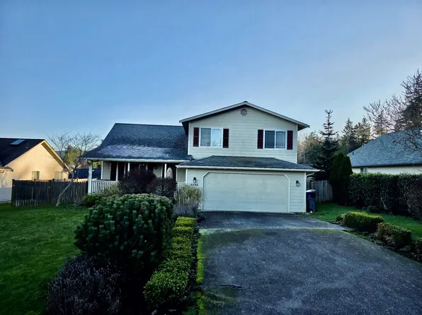 2405 28th St, Anacortes, WA 98221