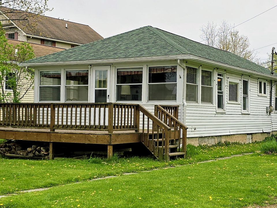 1st image of 140 Marina Dr