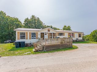 137 Oak Ridge Rd, Seligman, MO 65745