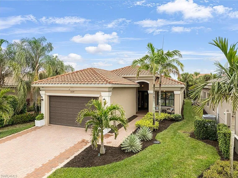 13628 Mandarin Cir — Photo 1