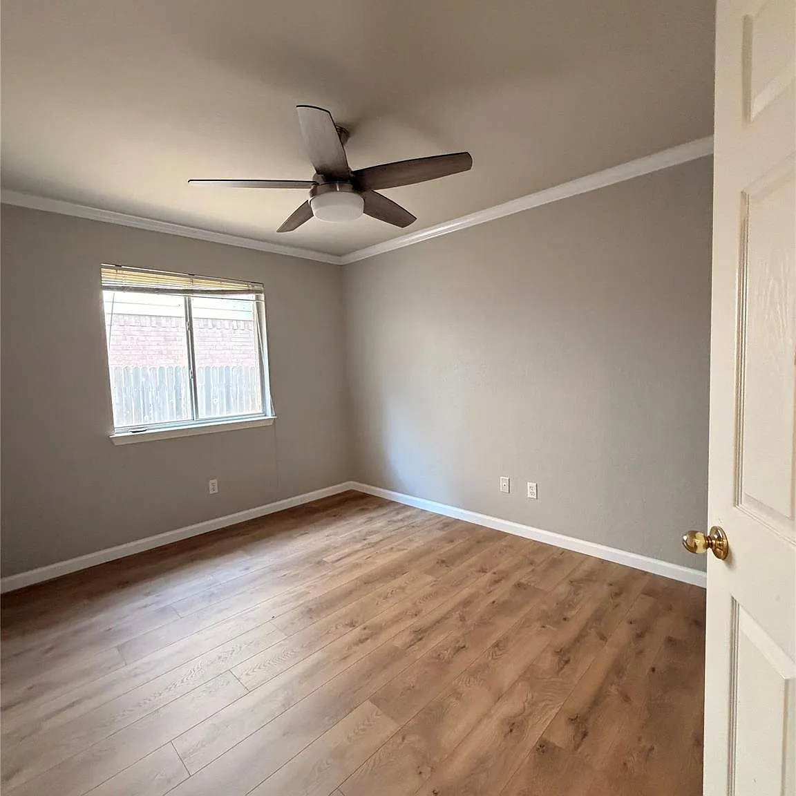 3 bed, 2.0 bath, 1678 sqft, $1,950 — Photo 2