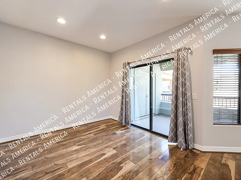 21320 N 56th St #2021 — Photo 12