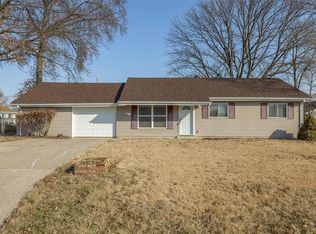 403 Saint Christopher Dr, O'Fallon, MO 63366
