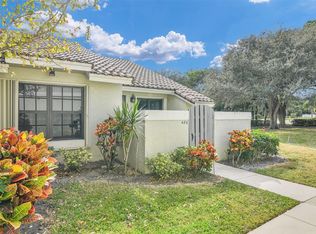 486 Hardwood Pl, Boca Raton, FL 33431