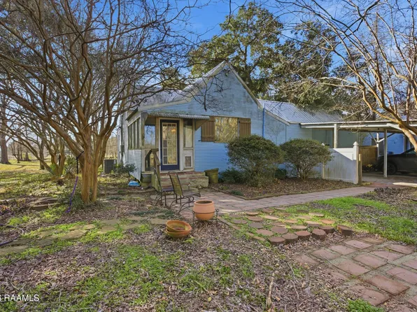 231 Iseringhausen Rd, Church Point, LA 70525