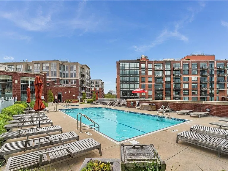 1125 Maxwell Ln #Penthouse 1221 — Photo 27