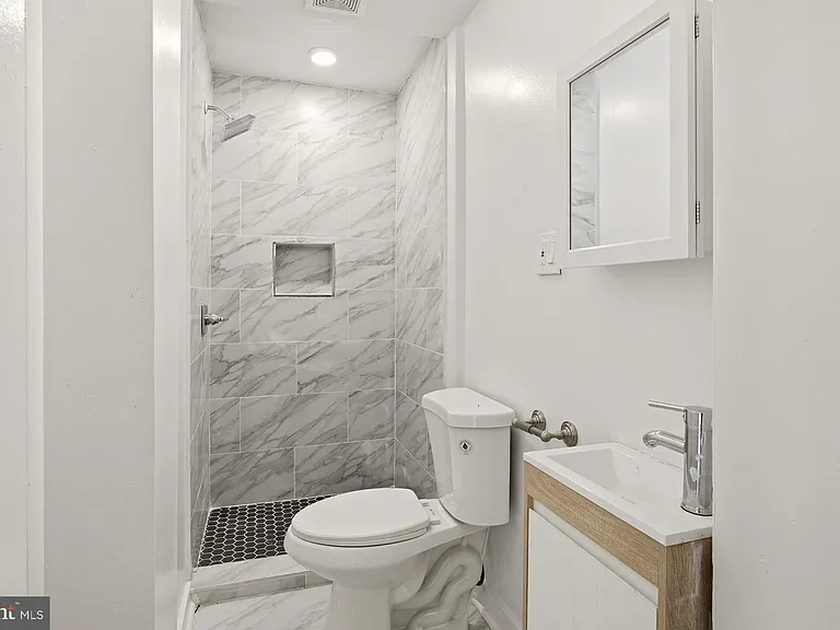 6012 Ridge Ave #2 — Photo 11