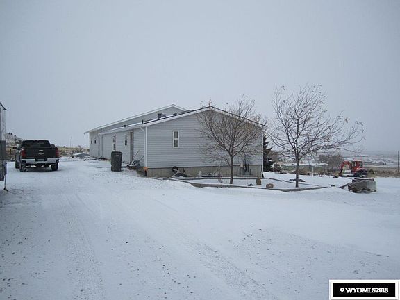 3rd image of 809 Antelope Dr