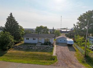 10105 W 102nd St, High Level, AB T0H 1Z0