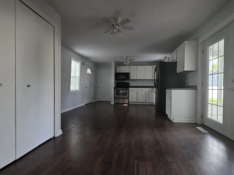 88 Beckwith Dr — Photo 2