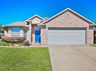 6812 Bear Hollow Ct, Fort Worth, TX 76137