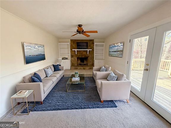 2nd image of 197 Rockbridge Rd SW